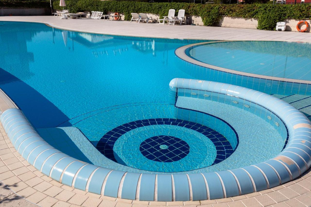 Appartamento Atlantis Sirmione Luaran gambar